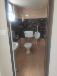 4 Floor Commercial Showroom for Rent in Ajmer City With Lift Main Road Location
