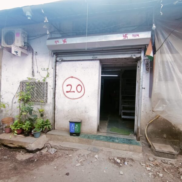 Industrial Gala for Sale in Kandivali West | 960 Sq.ft + 960 Sq.ft Loft | Ground Floor | ₹3 Cr Negotiable