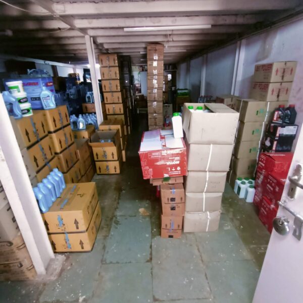Industrial Gala for Sale in Kandivali West | 960 Sq.ft + 960 Sq.ft Loft | Ground Floor | ₹3 Cr Negotiable