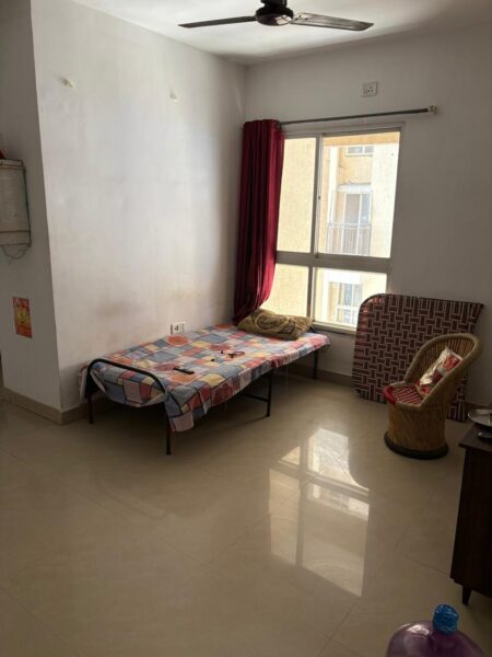 2 BHK Apartment for Rent in DB Ozone, Near Dahisar Toll Naka