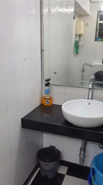 1 BHK Apartment for Sale in Bandra West – ₹2.25 Cr