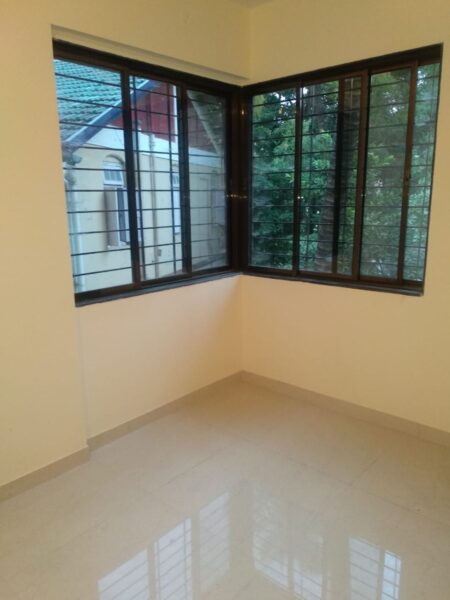 🏡 2 BHK Resale Apartment for Sale in Chembur East, Mumbai
