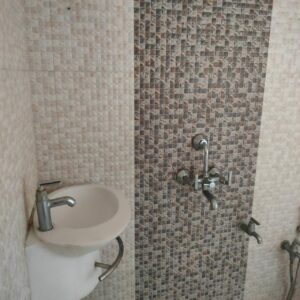 Spacious 2 BHK Resale Apartment for Sale in Kasarvadavli, Thane