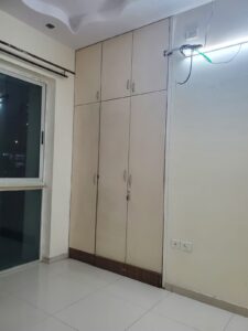 2 BHK Semi-Furnished Apartment for Sale With Parking in Vasant Lawns, Majiwada, Thane West