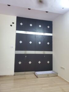 2 BHK Semi-Furnished Apartment for Sale With Parking in Vasant Lawns, Majiwada, Thane West