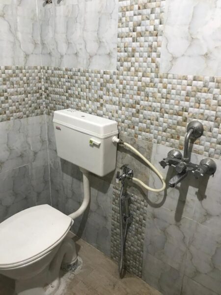 Spacious East-Facing 2 BHK Resale Flat for Sale in Ulwe, Navi Mumbai