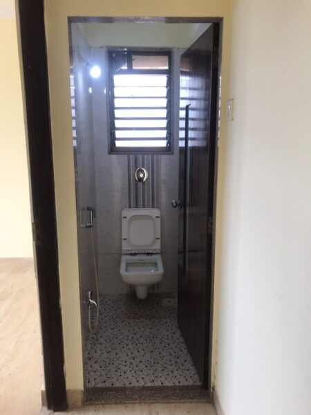 1 BHK Resale Apartment for Sale at Motilal Nagar, Goregaon West, Mumbai – ₹1.20 Crore (Negotiable)