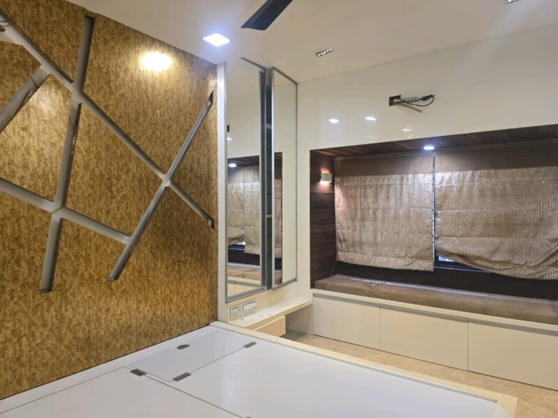 2 BHK Flat for Sale in Dahisar West, Mumbai