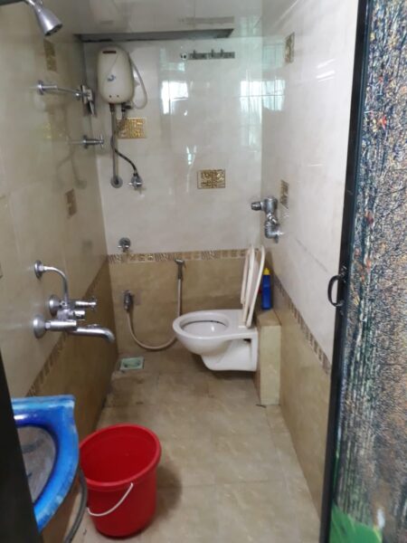 1 BHK Semi-Furnished Flat for Sale in Silver Tower, Haji Bapu Road, Malad East, Mumbai