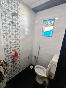 G + 2 Row House for Rent 2nd Floor Only With Separate Entrance in Anand Nagar, King's Circle, Mumbai