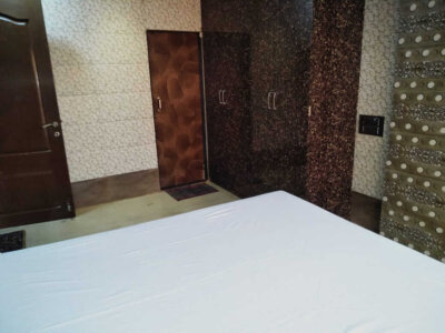 6 BHK PG Accommodation for Bachelors – Crystal Isle 1, Royal Palms, Goregaon East